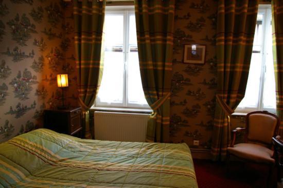 Les Lions De Beauclerc Hotel ลียงส์-ลา-โฟเรต์ ภายนอก รูปภาพ
